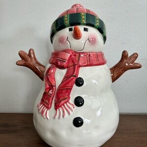 Oneida Snowman Cookie Jar with Red and Green Accents